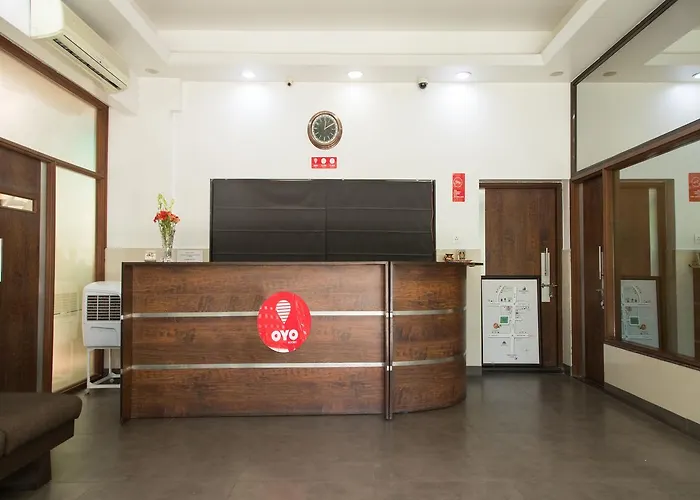 Oyo 9043 Peanut Inn Nagpur